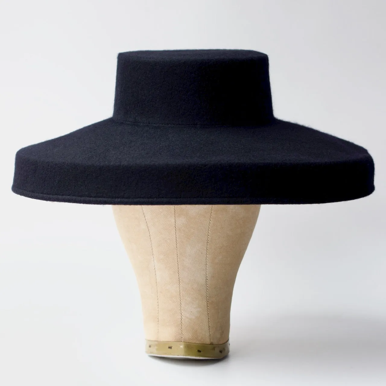 Felt Cake Hat - Navy