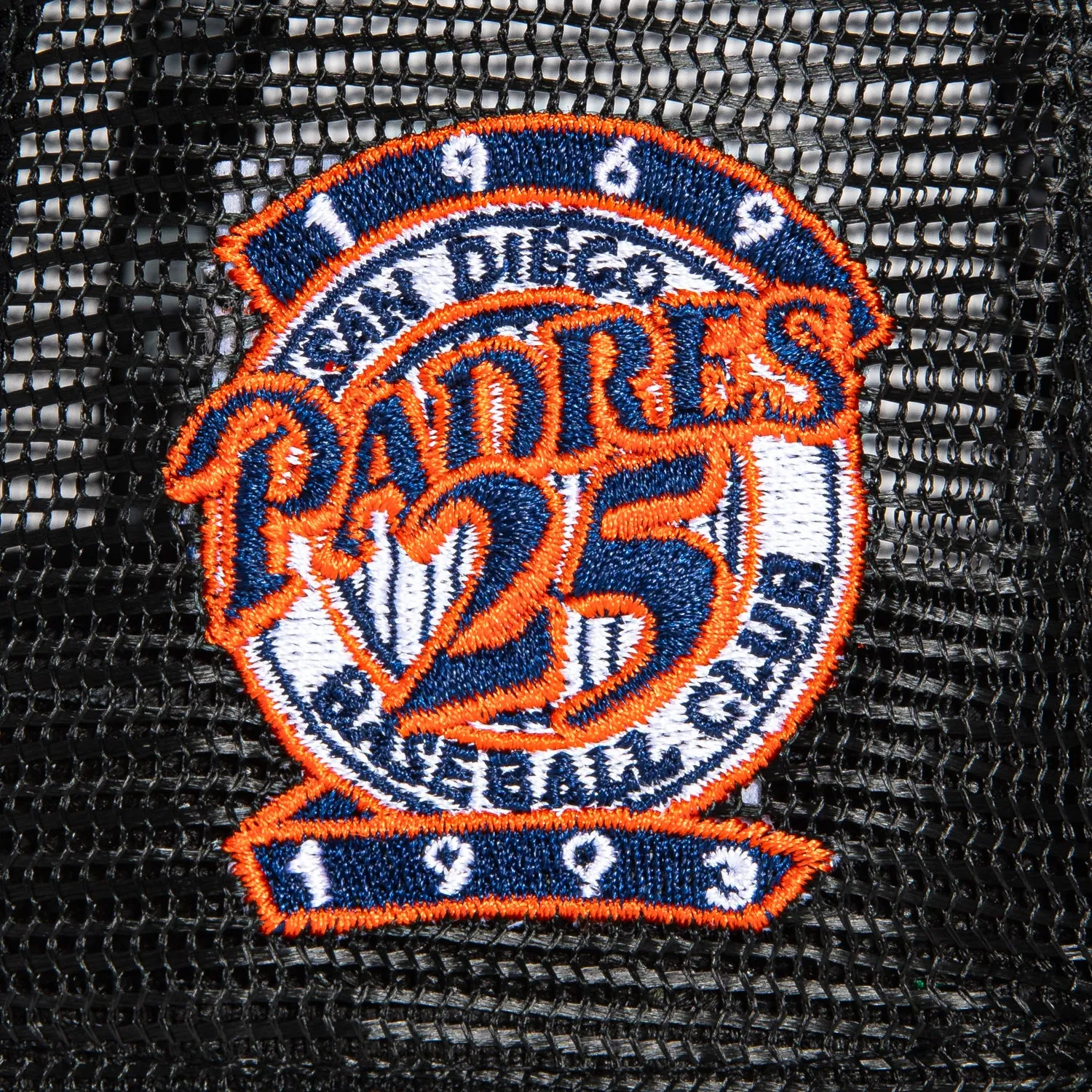 New Era 59Fifty Black Dome San Diego Padres 25th Anniversary Patch Trucker Logo Hat - Black
